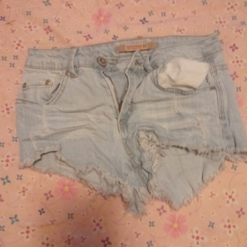 Short shrts
